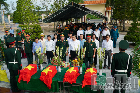 Tổ chức lễ truy điệu cải táng 4 hài cốt liệt sĩ