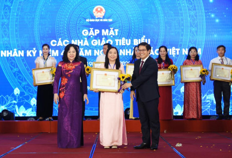 Cô hiệu trưởng tận tâm và nhân ái