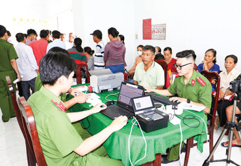 Tuổi trẻ Công an Cần Thơ đồng hành cùng chiến dịch “90 ngày, đêm”