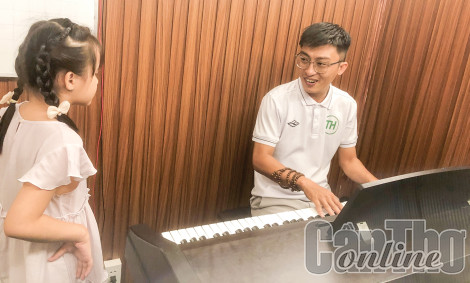 Khởi nghiệp từ đam mê nghệ thuật