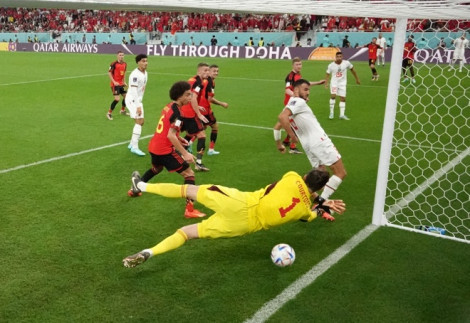 Thắng Bỉ 2 - 0: Ma-rốc rộng cửa vào vòng 1/8