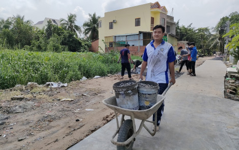 Góp phần đảm bảo giao thông thuận tiện, an toàn