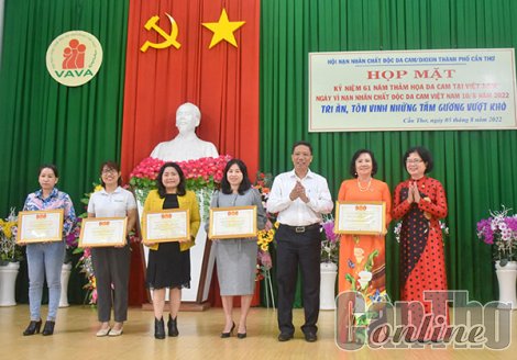 Tập trung thực hiện chủ đề “Đổi mới - hướng về cơ sở - hướng về nạn nhân”