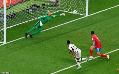 Costa Rica 2 - 4 Đức: Cùng dắt tay nhau rời World Cup 2022