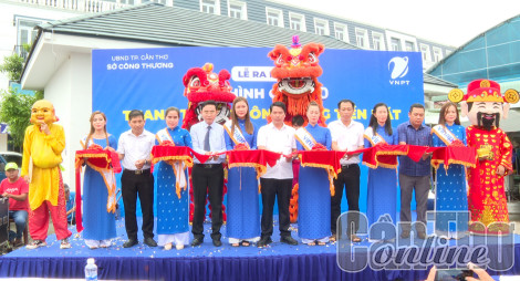 Ra mắt mô hình Chợ 4.0 - thanh toán không dùng tiền mặt, tại huyện Thới Lai