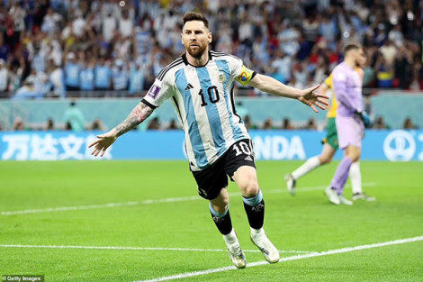Thắng Úc 2-1, Argentina vào tứ kết