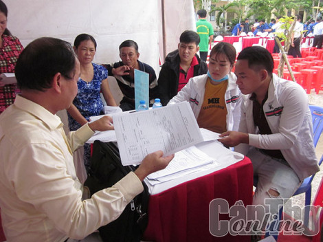 Ðẩy mạnh truyền thông, đưa lao động đi làm việc ngoài nước