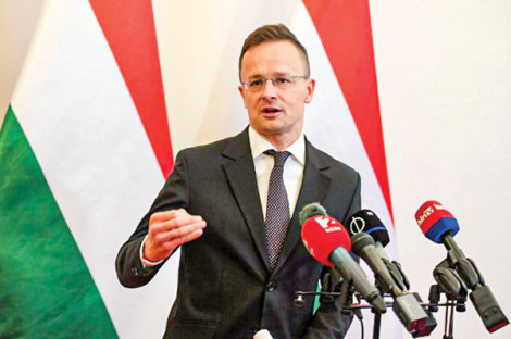EU phê chuẩn áp giá trần với dầu của Nga
