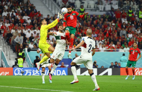 Thắng Bồ Đào Nha, tuyển Ma-rốc lần đầu vào bán kết World Cup