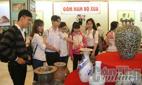 Ðẩy mạnh học tập suốt đời trong thư viện, bảo tàng, trung tâm văn hóa