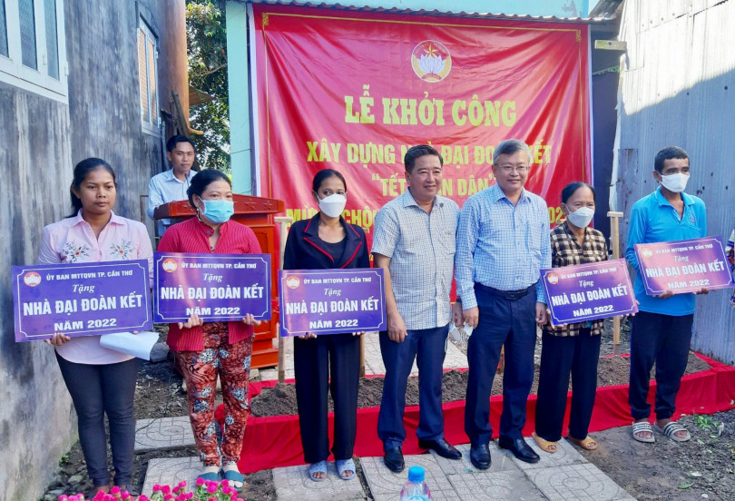 Chăm lo tốt đời sống vật chất, tinh thần đồng bào dân tộc thiểu số