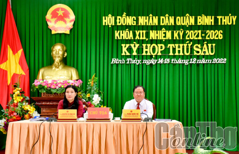 Khai mạc kỳ họp thứ 6 HĐND quận khóa XII, nhiệm kỳ 2021-2026