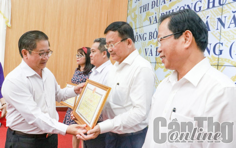 Ban hành chỉ thị phát động phong trào thi đua yêu nước năm 2023
