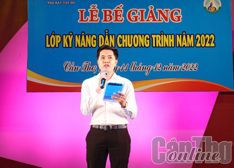 Trau dồi kỹ năng dẫn chương trình