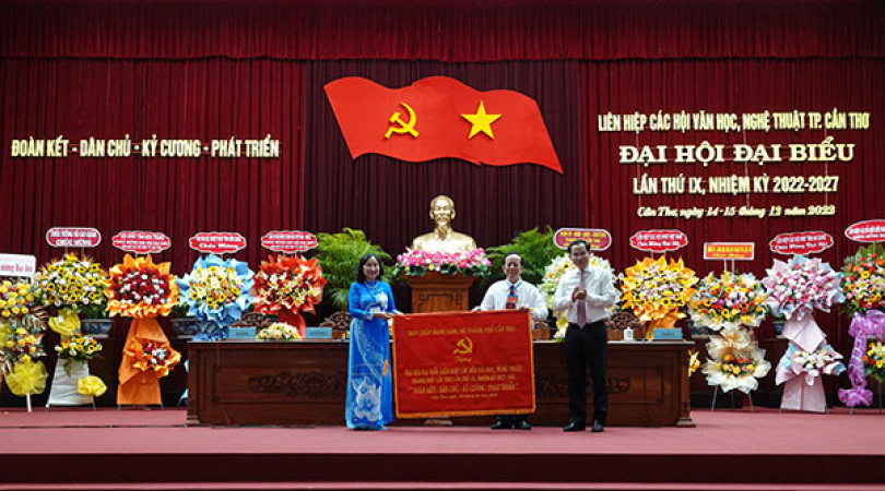 Đại hội đại biểu Liên hiệp các Hội Văn học, Nghệ thuật TP Cần Thơ