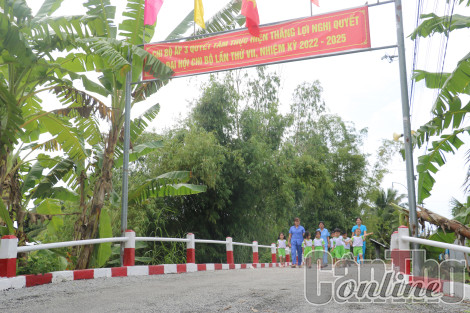 Chung tay xây dựng xã hội an toàn giao thông