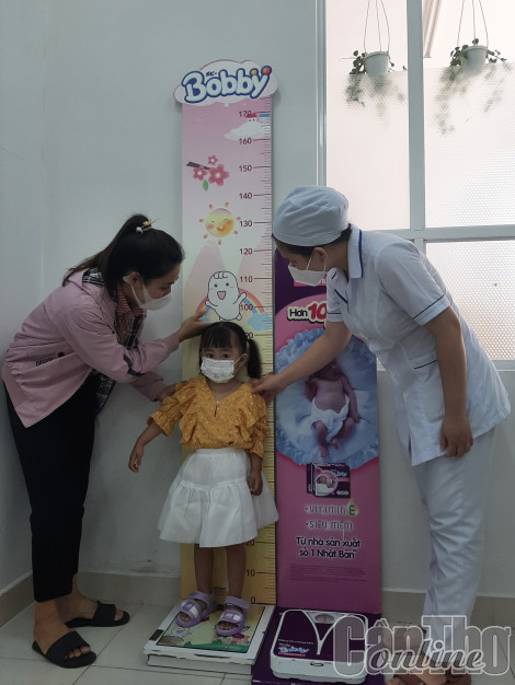 Khuyến khích sinh đủ hai con ở vùng có mức sinh thấp