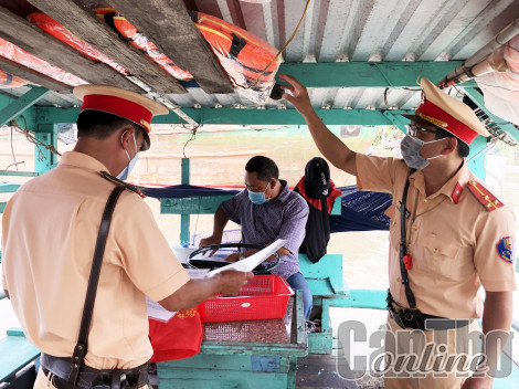 Tăng cường kiểm tra, đảm bảo an toàn giao thông tuyến đường thủy nội địa dịp Tết