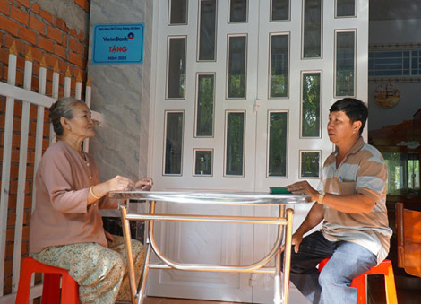 Xây dựng chi bộ trong sạch, vững mạnh