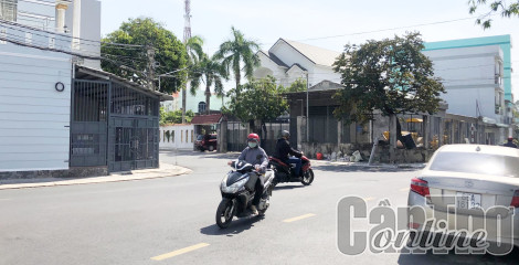 Khắc phục kịp thời một số bất cập biển báo và đèn tín hiệu giao thông