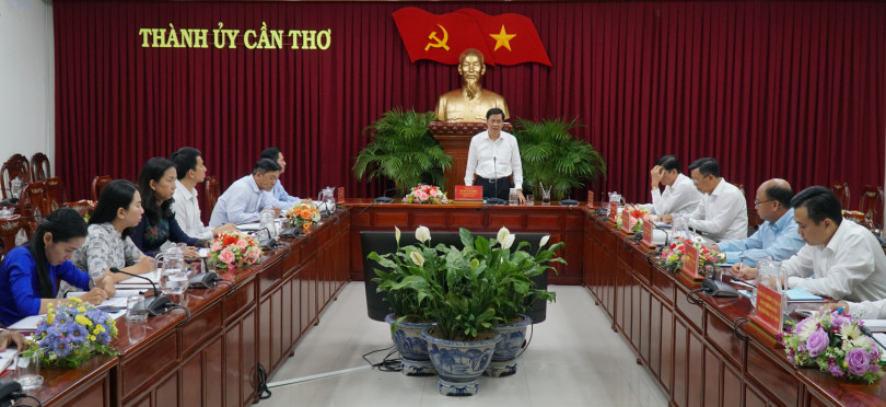 Tập trung nâng cao chất lượng công tác tham mưu và phục vụ của Văn phòng Thành ủy