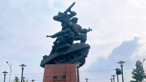 Cuộc chiến đấu anh dũng, mưu trí, sáng tạo của quân và dân ta