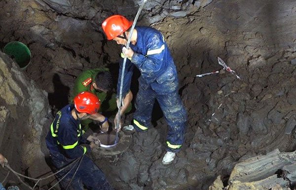 Tập trung cứu nạn, khắc phục hậu quả sự cố tai nạn công trường thi công tại Đồng Tháp
