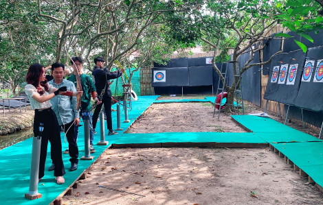 Trải nghiệm bắn cung tại Tam giác mạch Farm