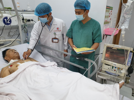 Hy hữu bệnh nhân vỡ túi phình động mạch chủ được cứu kịp
