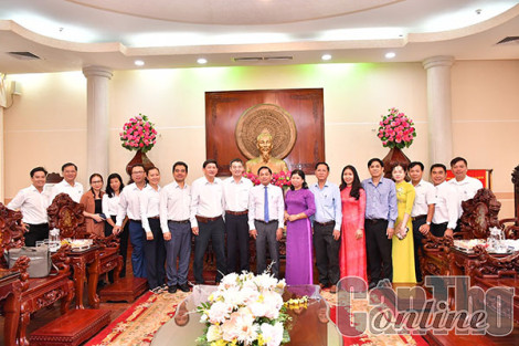 EVNSPC thăm và chúc Tết UBND TP Cần Thơ