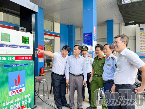Đảm bảo đủ nguồn cung xăng dầu trước, trong và sau Tết