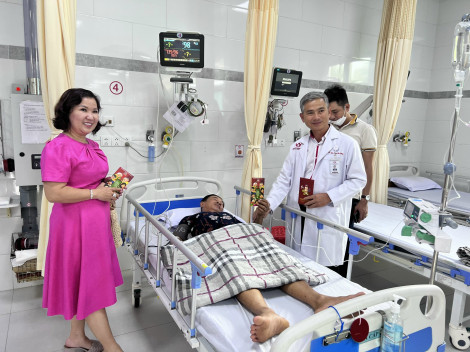 Chăm sóc tốt sức khỏe người dân trong những ngày Tết