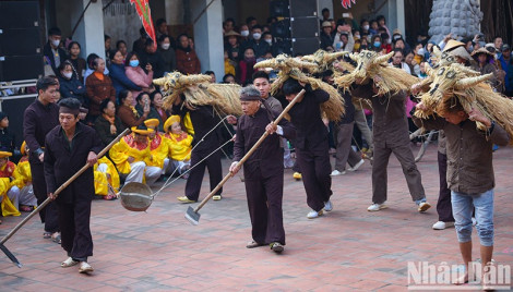 “Gạn đục, khơi trong” mùa lễ hội