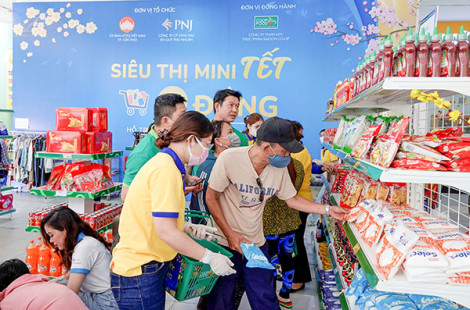 Nhiều hoạt động chăm lo Tết cho nhân dân
