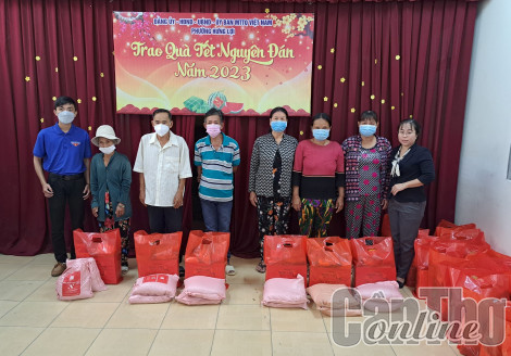 Chủ tịch Mặt trận vì dân