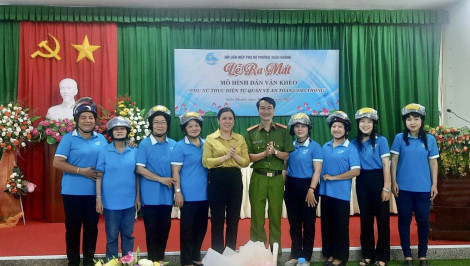 Phát huy vai trò phụ nữ trong bảo đảm trật tự an toàn giao thông