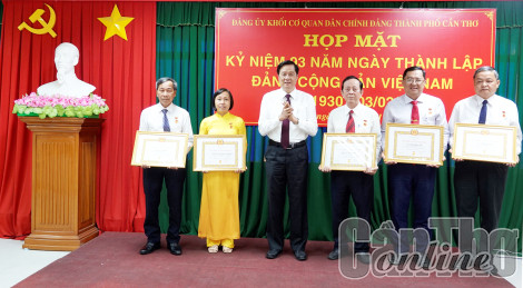 Họp mặt kỷ niệm 93 năm Ngày thành lập Đảng Cộng sản Việt Nam