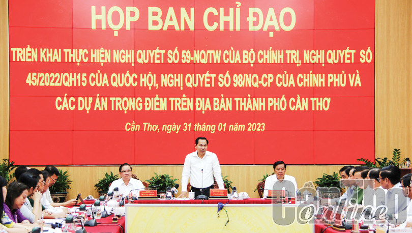 Nỗ lực, quyết tâm thực hiện những nhiệm vụ của các nghị quyết Trung ương đề ra