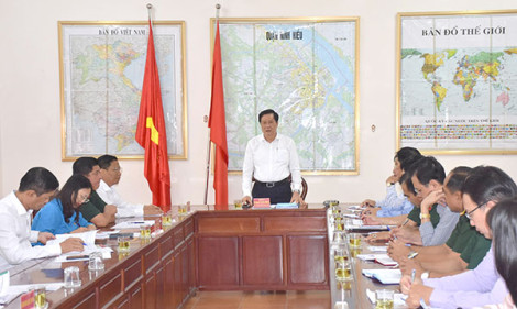 Lãnh đạo thành phố kiểm tra công tác tuyển quân