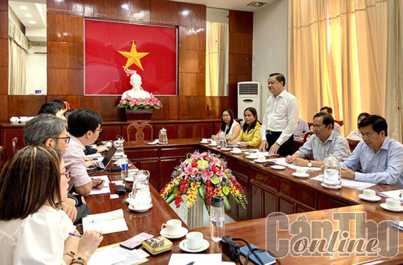 Lãnh đạo TP Cần Thơ làm việc với Ðoàn công tác của JICA