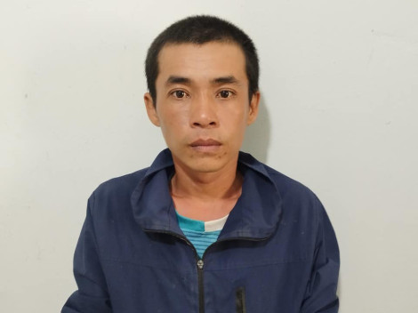 Khởi tố, bắt tạm giam đối tượng cướp giật
