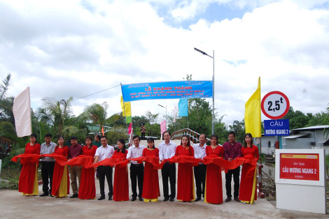 Quan tâm xây dựng hạ tầng giao thông