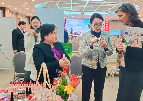 Khởi nghiệp thành công từ trái gấc