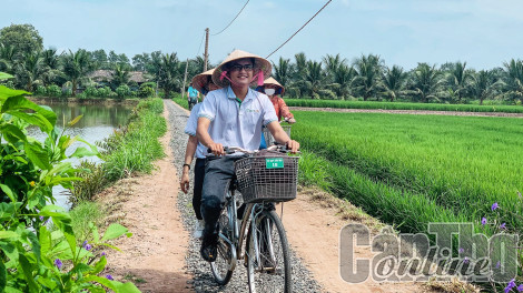 Du lịch thích ứng biến đổi khí hậu ở cồn Chim