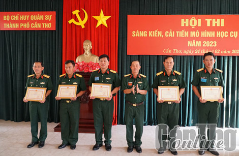 Bế mạc Hội thi “Sáng kiến, cải tiến mô hình học cụ huấn luyện năm 2023”