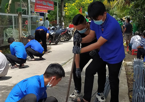 Nâng chất các đội hình tình nguyện đảm bảo an toàn giao thông