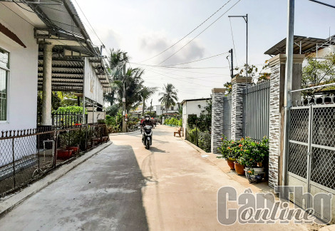 Nêu cao trách nhiệm phục vụ nhân dân