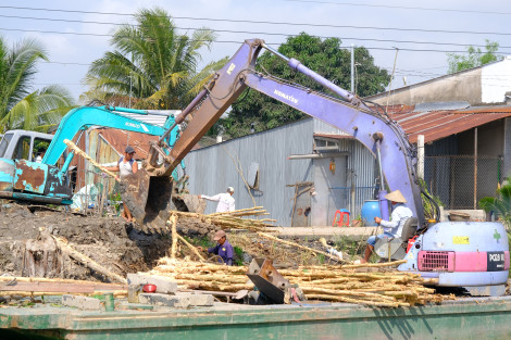 Thạnh Phú năng động, đột phá xây dựng nông thôn mới nâng cao