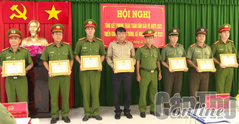 Giữ vững an ninh chính trị, trật tự an toàn xã hội