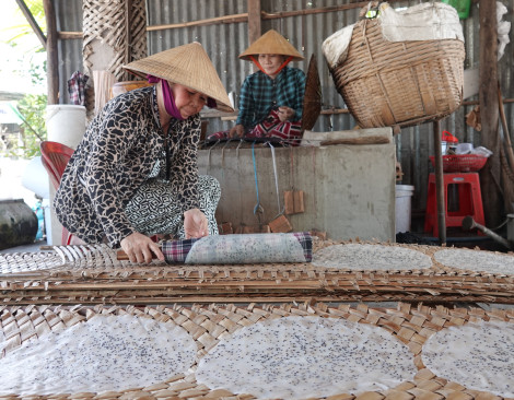 Nghề làm bánh tráng Thuận Hưng là Di sản Văn hóa phi vật thể quốc gia